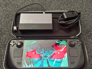Steamdeck oled 500gb + Ugreen dock for monitor in Freshwater