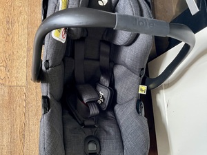Joie car seat in Ryde