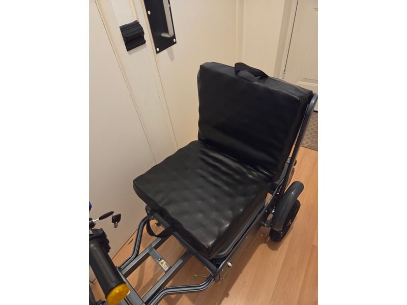 E-Foldi lightweight transportable mobility scooter Mobility Scooters