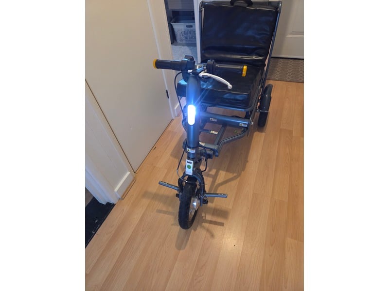 E-Foldi lightweight transportable mobility scooter in Sandown
