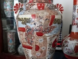 Japanese MORIAGE VASE  in Ryde