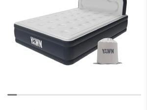 Yawn deluxe air bed in Cowes