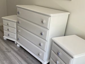 Bedroom furniture set in Ryde