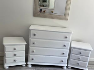 Bedroom furniture set in Ryde