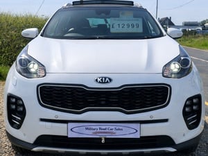 **AUTOMATIC** KIA SPORTAGE GT-LINE S MODEL AWD 2.0 CRDI 2017 17 PLATE IN PEARL METALLIC WHITE.
