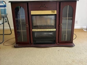 Electric fire and surround in Bembridge