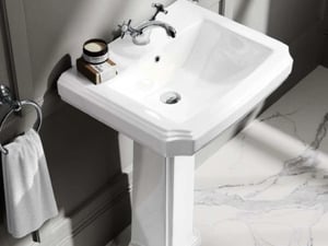 Hudson Traditional Pedestal Basin with Cherwell Traditional Chrome Basing mixer Tap in Freshwater
