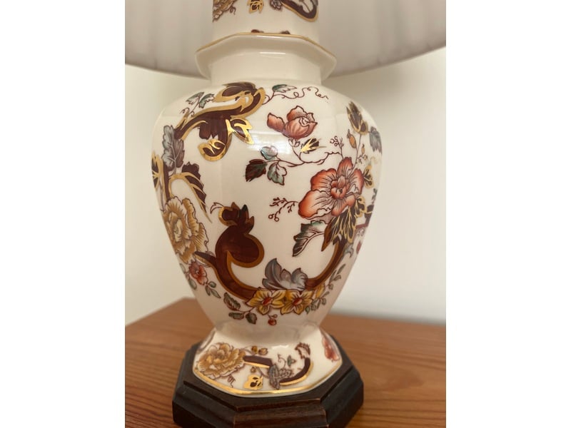 Table lamp