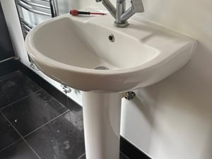 Bathroom Basin with Pedestal in Newport