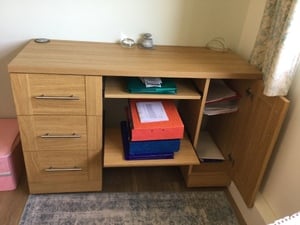 Office or bedroom desk in Newport