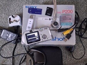 Sony Cyber-shot DSC-P200 in Freshwater