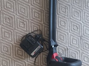 Cordless hedge trimmer  in Ryde