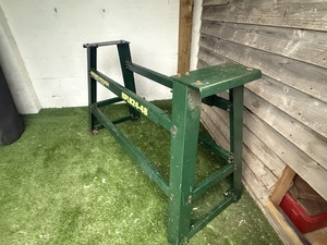 Lathe bench Crafts in Ryde