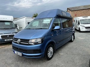 Bilbos Lezan Auto DSG 150 bhp 20,000 miles FSH Cab air con 2 berth in Newport