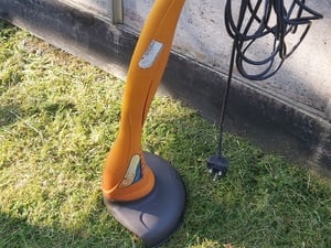 Flymo Mini grass strimmer in Seaview