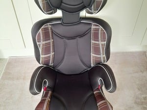 Cosy N Safe Childs Car Booster Seat in Bembridge