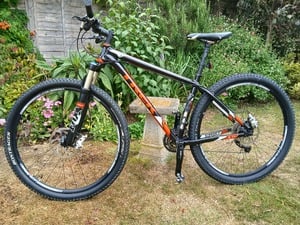 Trek Superfly in Ryde