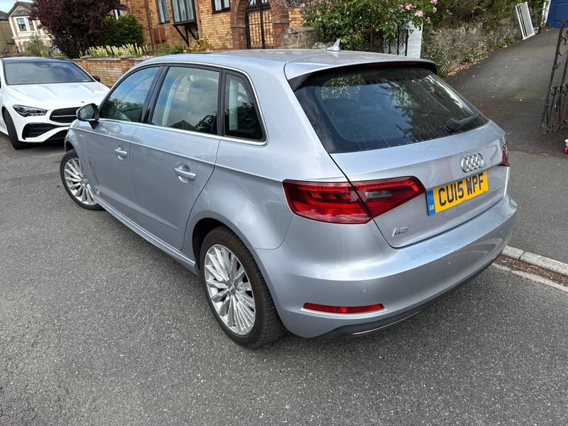 Audi A3 e-tron 2015 - Silver - Plug-in Hybrid