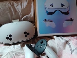 Oculus quest 3s 128gb in Sandown