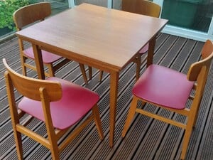 Mid Century Retro Vintage Solid Teak Extending Table & 4 Chairs  in Newport