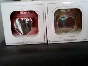 Wax melt & oil warmer x 2 in Ryde