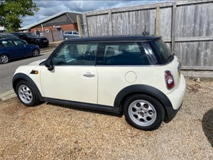 Mini Hatch Newport