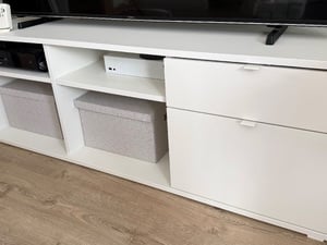 IKEA VIHALS white TV stand in very good condition - £50 ONO in Ryde