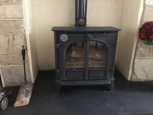 WOOD BURNING STOVE 5KW in Ryde