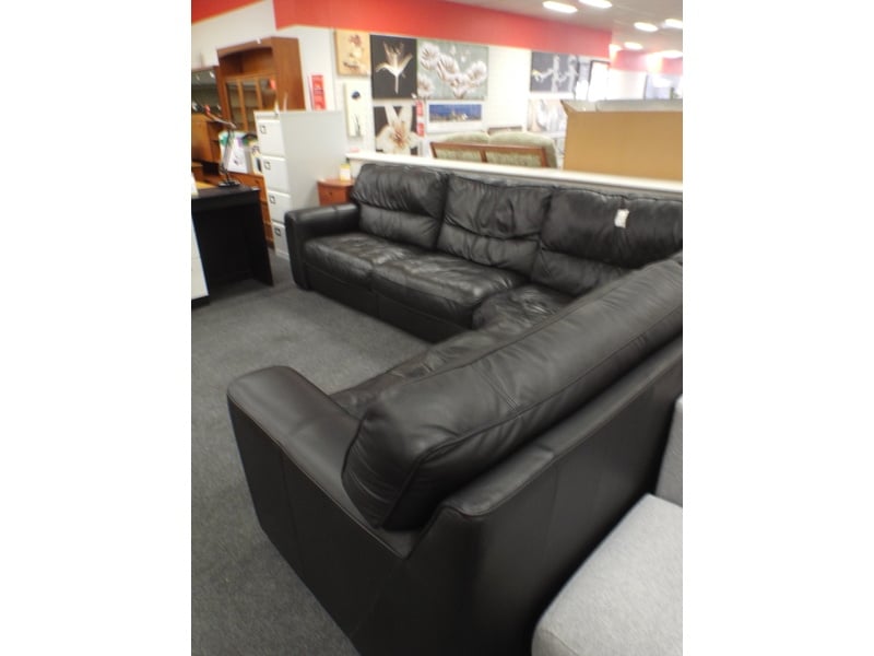 Corner Sofa - 650