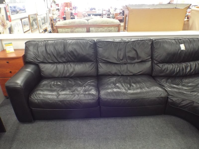 Corner Sofa - 650 Sofas in Newport