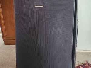 Large Tripp suitcase in Yarmouth