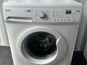 Zanussi Lindo 100 8kg Washing Machine - Can Deliver in Newport