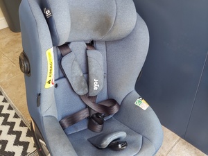 Joie i-spin 360 car seat x 2 (baby to 4 years old) in East Cowes