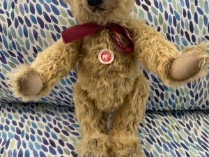 Steiff classic teddy bear in Ryde