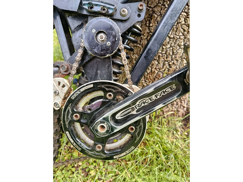 Balfa BB7 downhill bike  Adults Bicycles