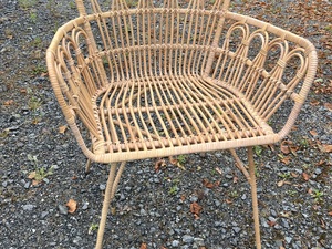Wicker arm chair