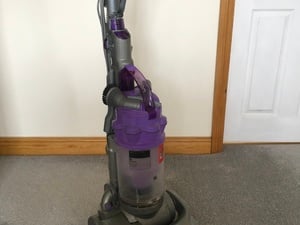 DYSON DC14 UPRIGHT VACUUM CLEANER for SPARES or REPAIR in Sandown