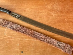 Mashete tool and leather sheath in Seaview