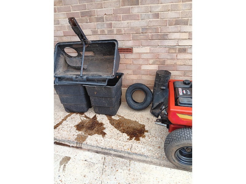 Ride on mower  in Ryde