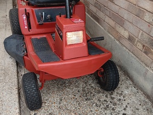 Ride on mower