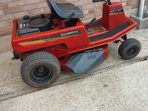 Ride on mower  in Ryde