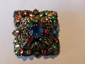 Vintage Czechoslovakian Glass Floral Filigree Brooch in Freshwater