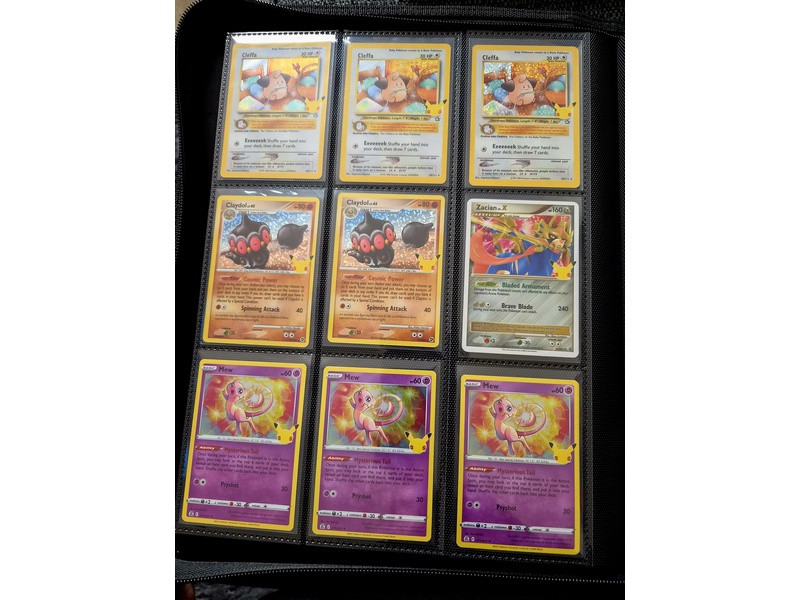 Pokemon card binder - 360 cards in Sandown