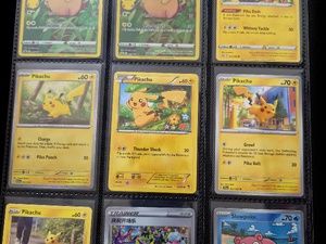 Pokemon card binder - 360 cards Dolls and Toys