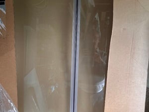 Brand New 900mm shower door  in Ryde