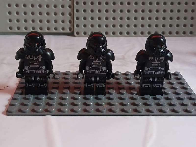 Star wars lego figures and vehicles in Ryde