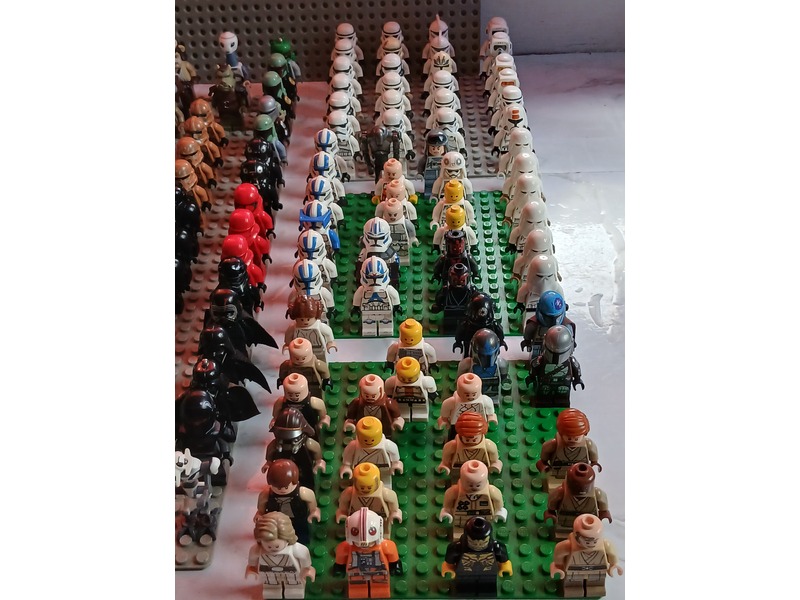 Star wars lego figures and vehicles in Ryde