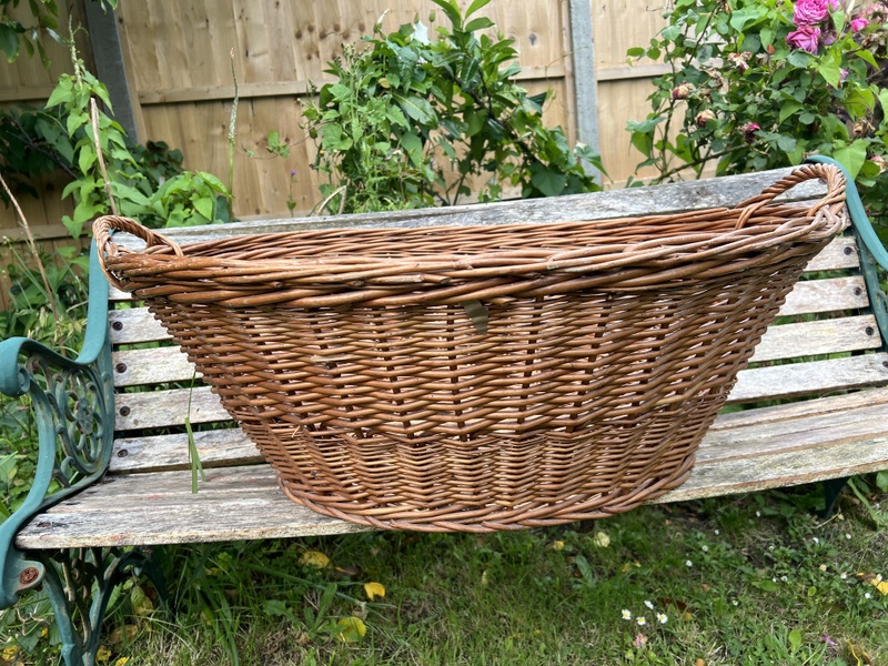 Large Wicker Basket Dog? Laundry? Storage? Other Home Decor in Sandown