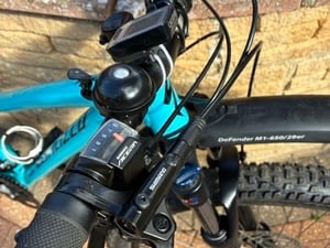 Specialized Pitch MTB in Freshwater