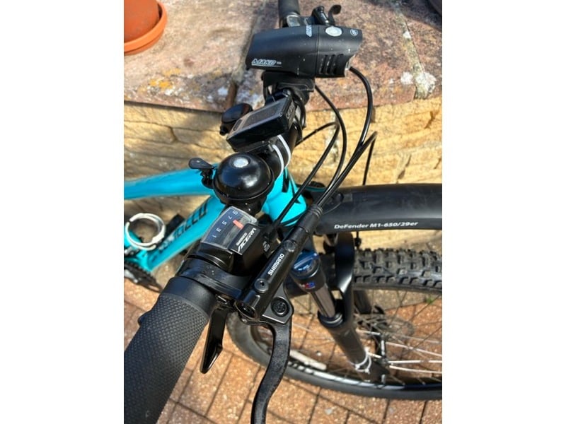 Specialized Pitch MTB in Freshwater